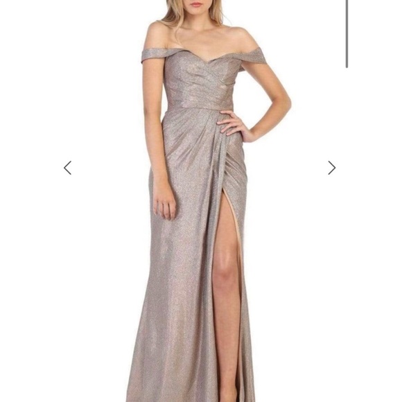 Elegant Off-Shoulder Silver Evening Gown - Picture 1 of 2